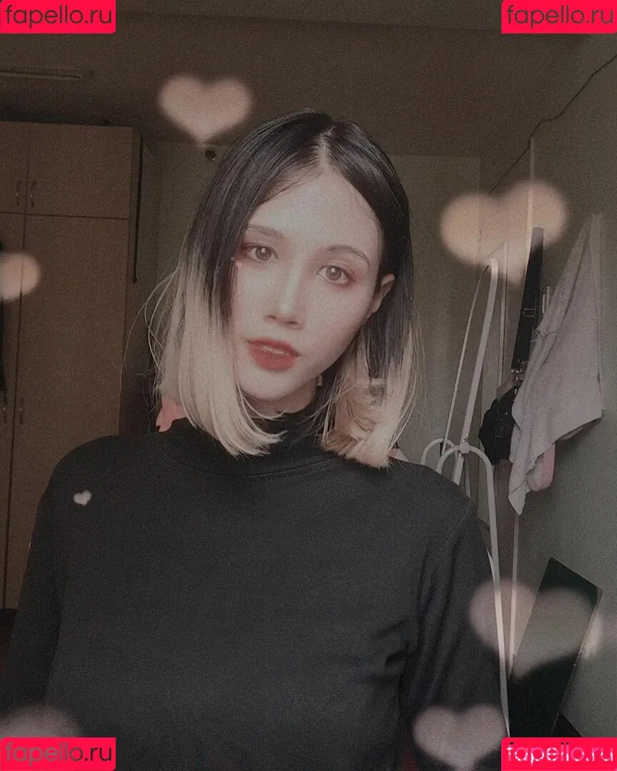 Kura Onee-san Onlyfans Photo Gallery 