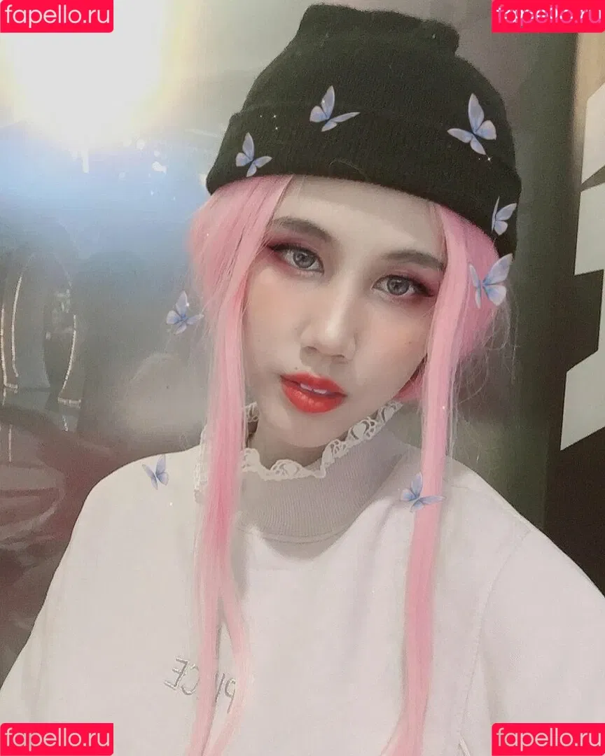Kura Onee-san Onlyfans Photo Gallery 
