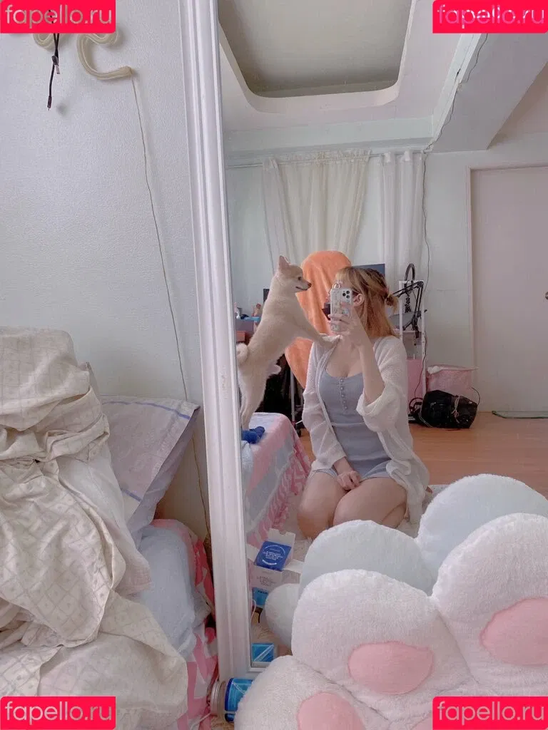 Kura Onee-san Onlyfans Photo Gallery 