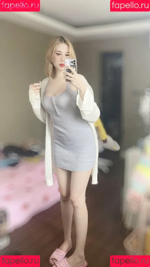 Kura Onee-san Onlyfans Photo Gallery 