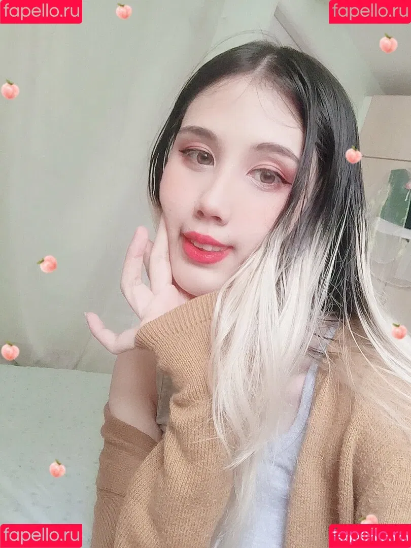 Kura Onee-san Onlyfans Photo Gallery 
