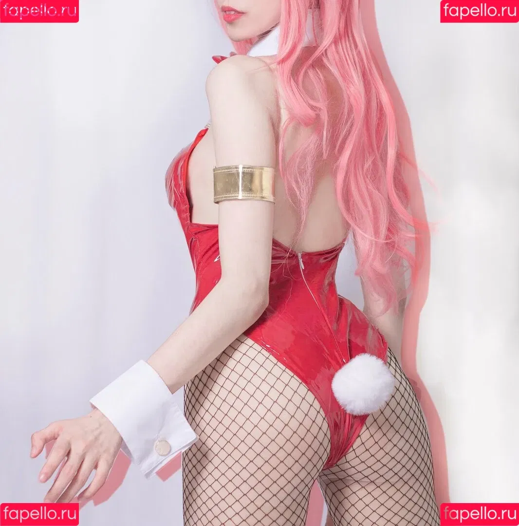 Kura Onee-san Onlyfans Photo Gallery 