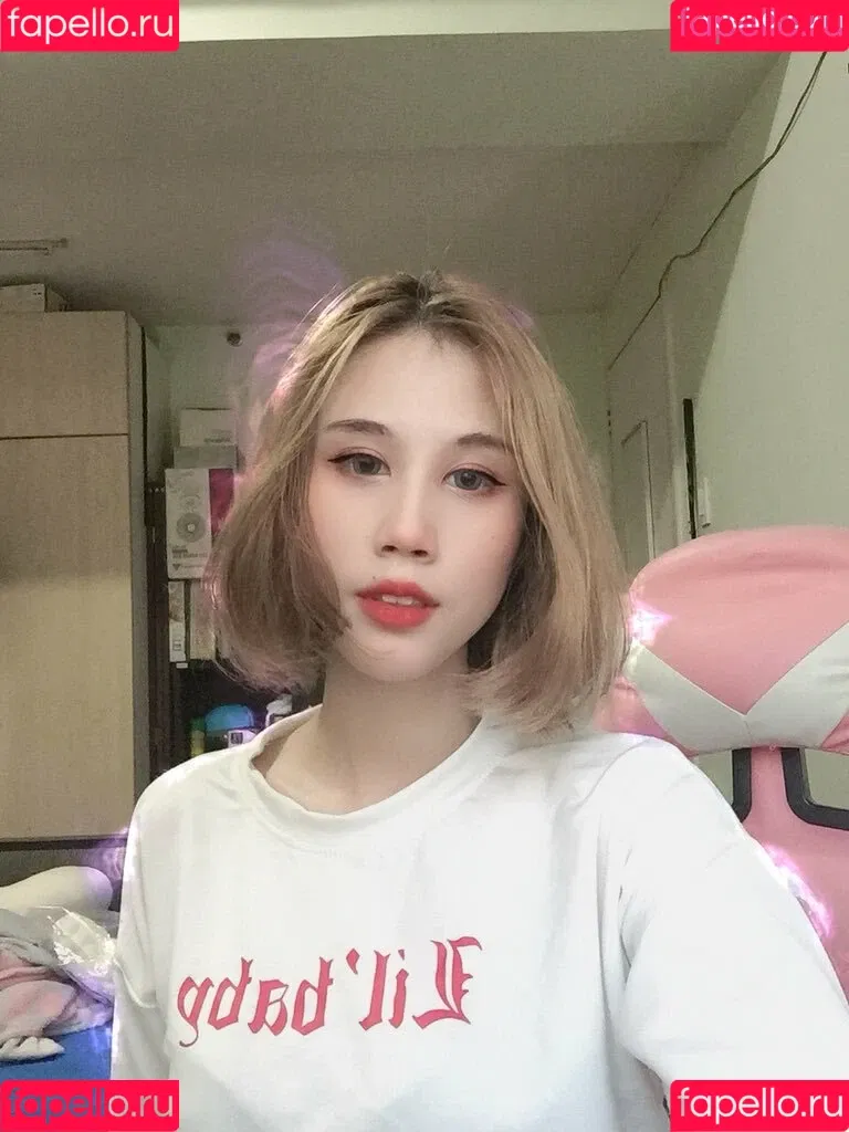 Kura Onee-san Onlyfans Photo Gallery 