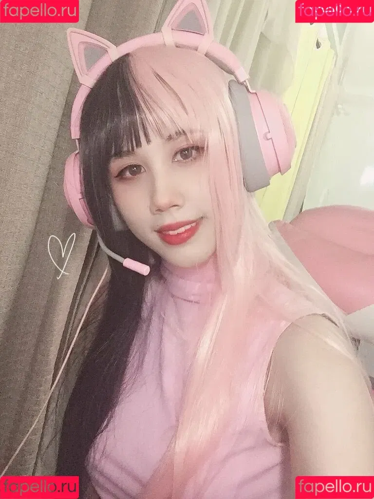 Kura Onee-san Onlyfans Photo Gallery 