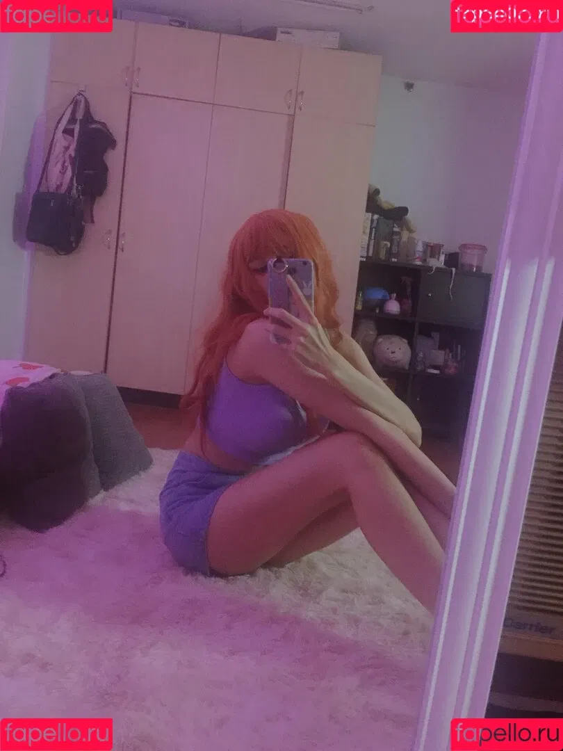 Kura Onee-san Onlyfans Photo Gallery 