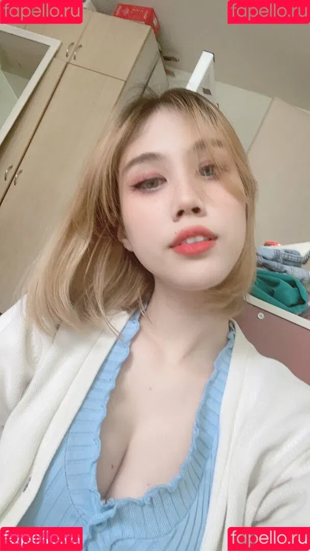 Kura Onee-san Onlyfans Photo Gallery 