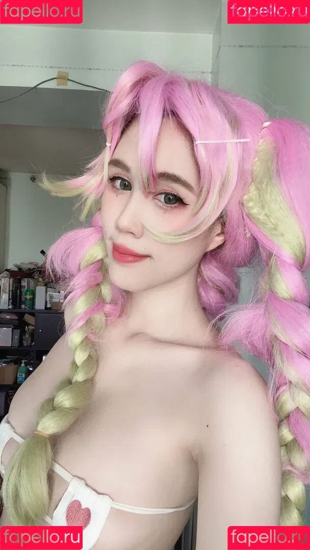 Kura Onee-san Onlyfans Photo Gallery 