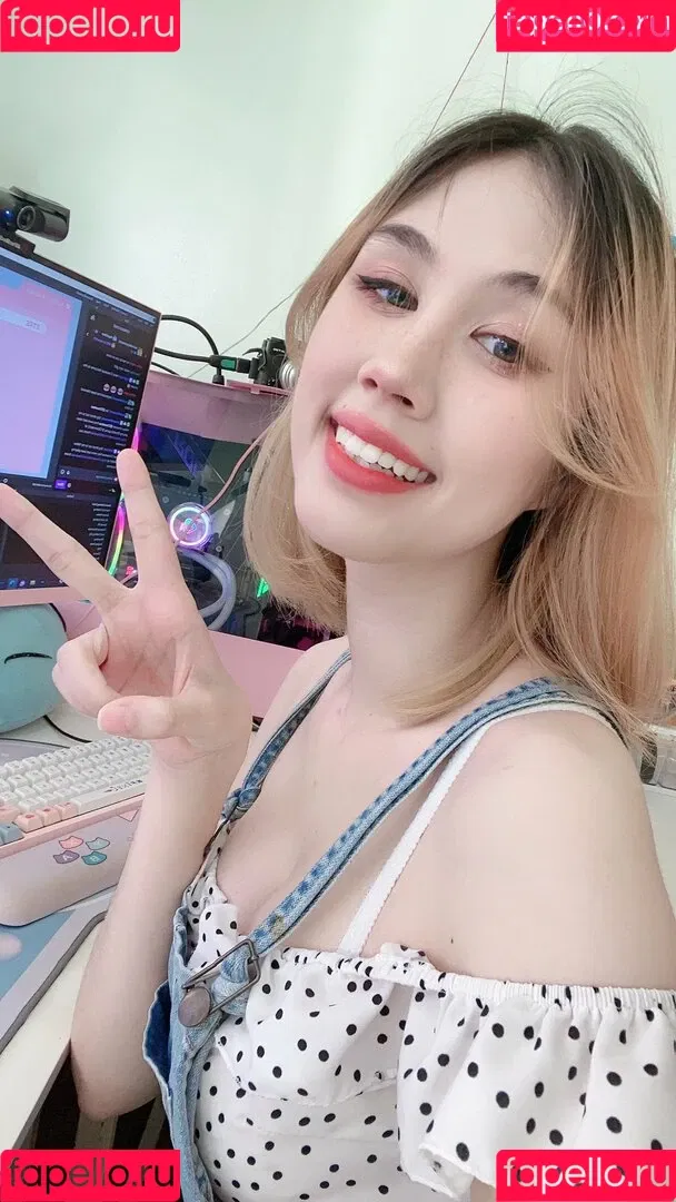 Kura Onee-san Onlyfans Photo Gallery 