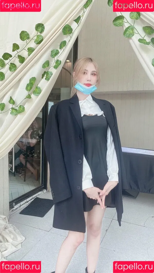 Kura Onee-san Onlyfans Photo Gallery 
