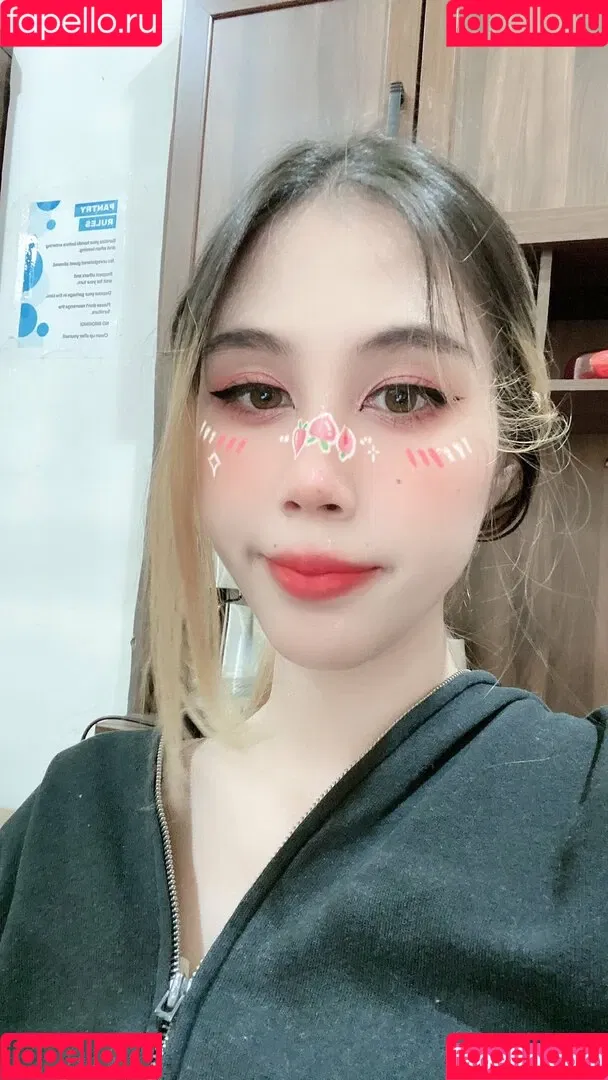 Kura Onee-san Onlyfans Photo Gallery 