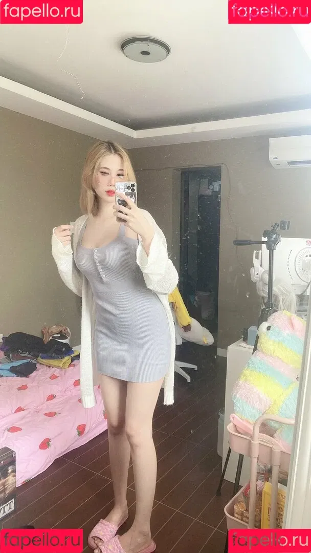 Kura Onee-san Onlyfans Photo Gallery 
