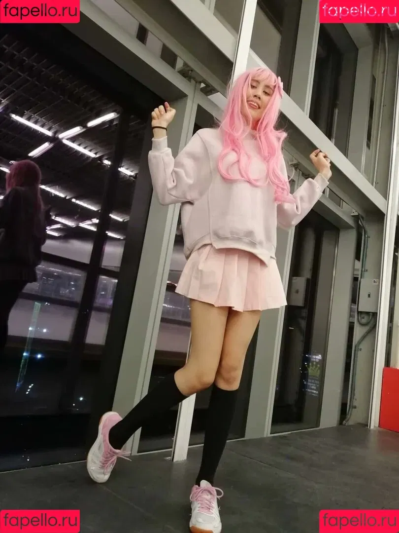Kura Onee-san Onlyfans Photo Gallery 