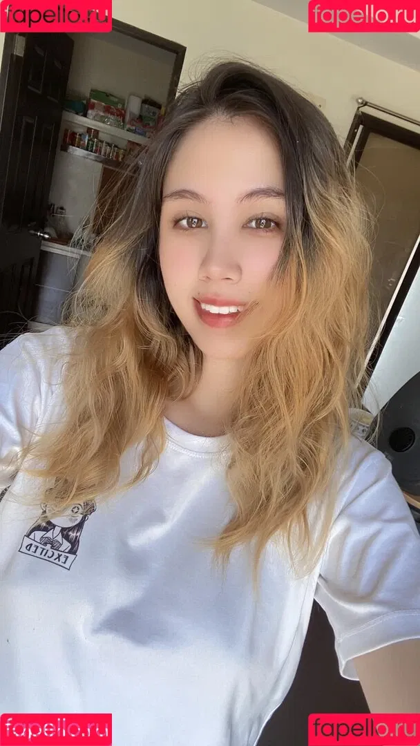 Kura Onee-san Onlyfans Photo Gallery 