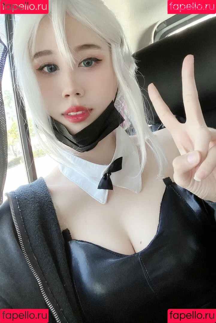 Kura Onee-san Onlyfans Photo Gallery 