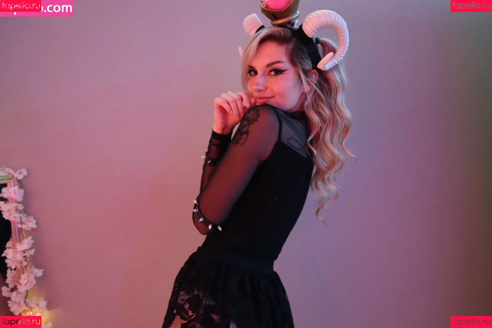 Busy B ASMR Onlyfans Photo Gallery 