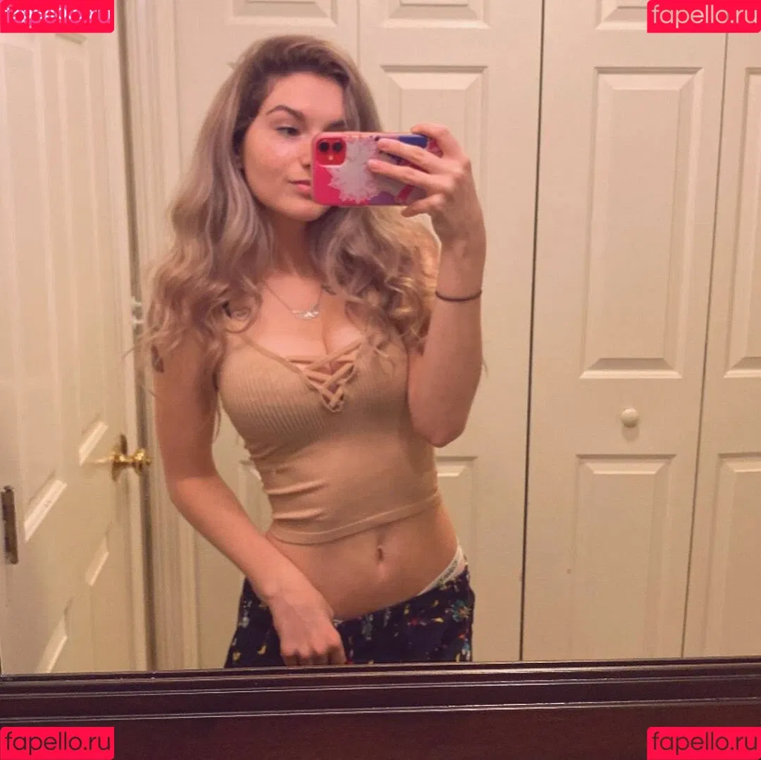 Busy B ASMR Onlyfans Photo Gallery 