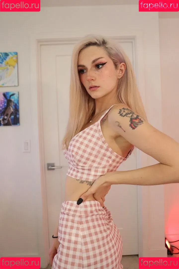 Busy B ASMR Onlyfans Photo Gallery 
