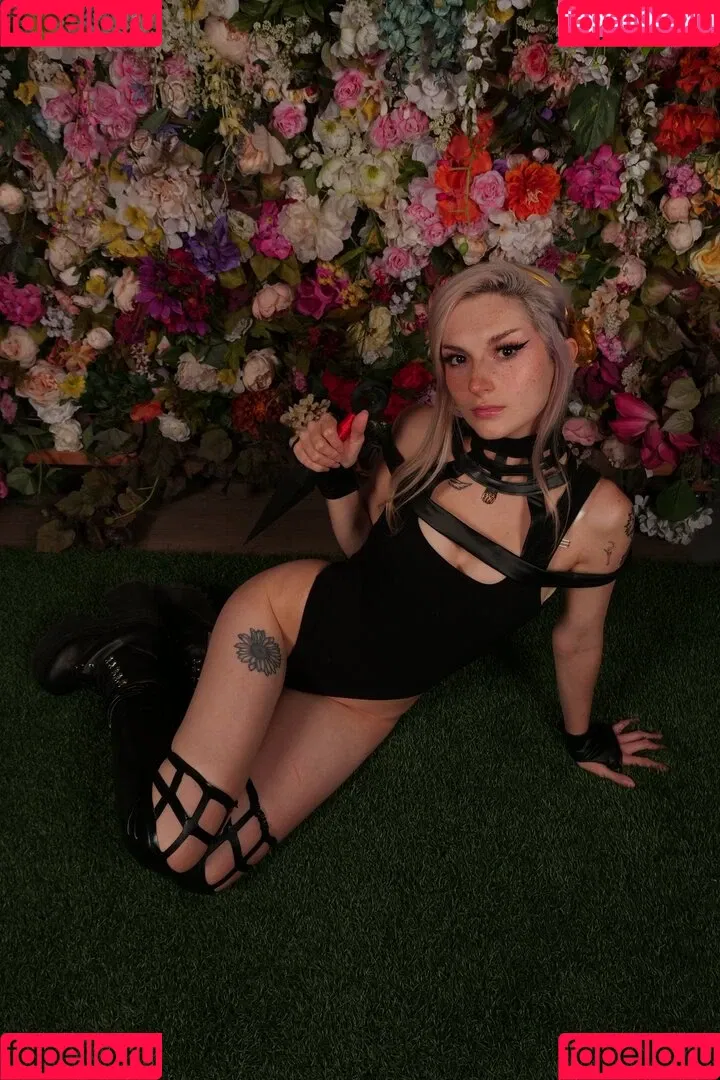 Busy B ASMR Onlyfans Photo Gallery 