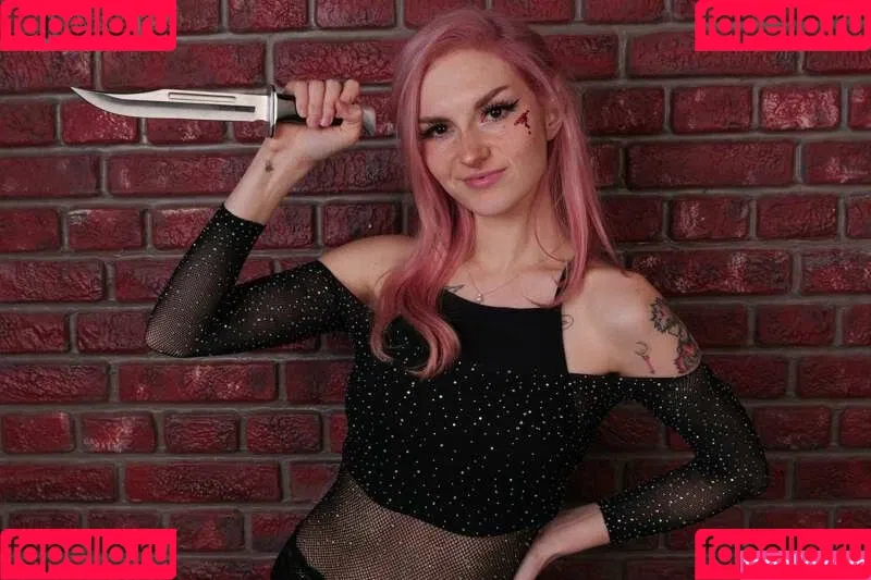 Busy B ASMR Onlyfans Photo Gallery 