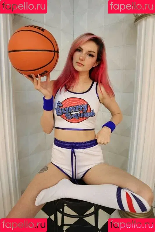 Busy B ASMR Onlyfans Photo Gallery 