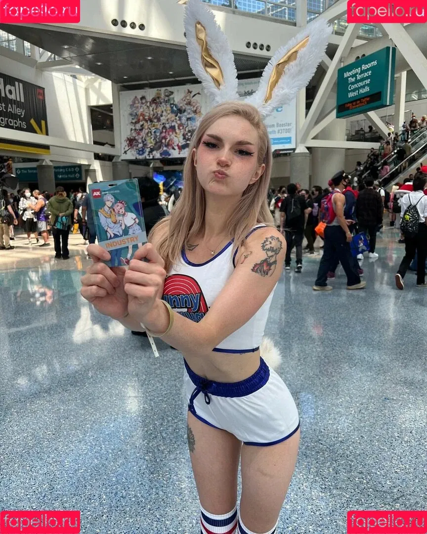 Busy B ASMR Onlyfans Photo Gallery 