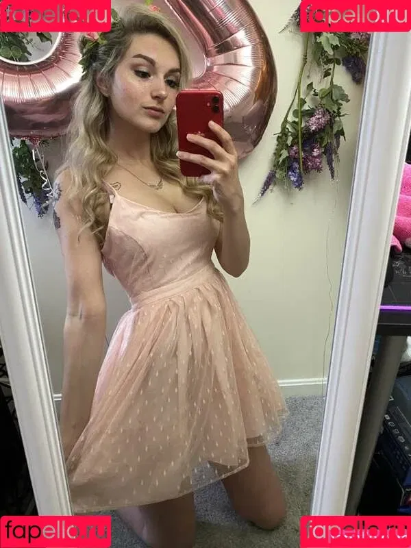 Busy B ASMR Onlyfans Photo Gallery 