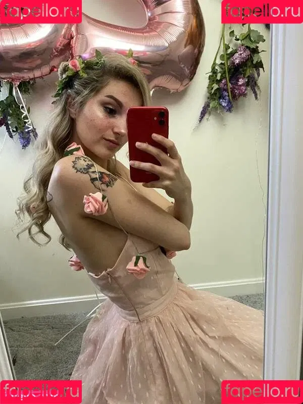 Busy B ASMR Onlyfans Photo Gallery 