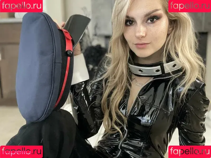 Busy B ASMR Onlyfans Photo Gallery 