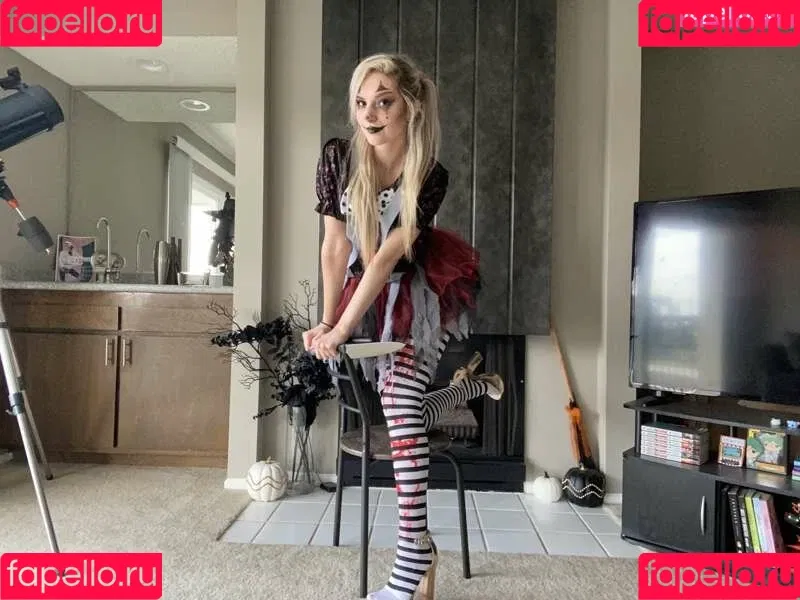 Busy B ASMR Onlyfans Photo Gallery 