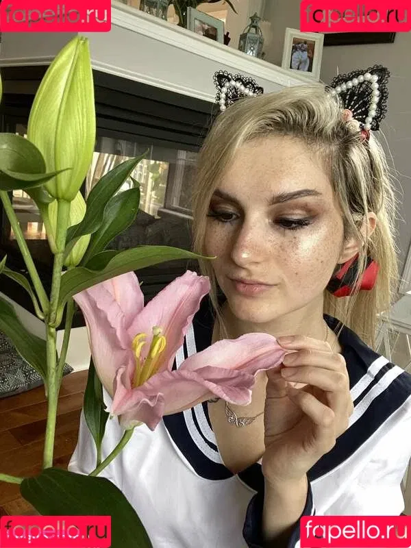 Busy B ASMR Onlyfans Photo Gallery 