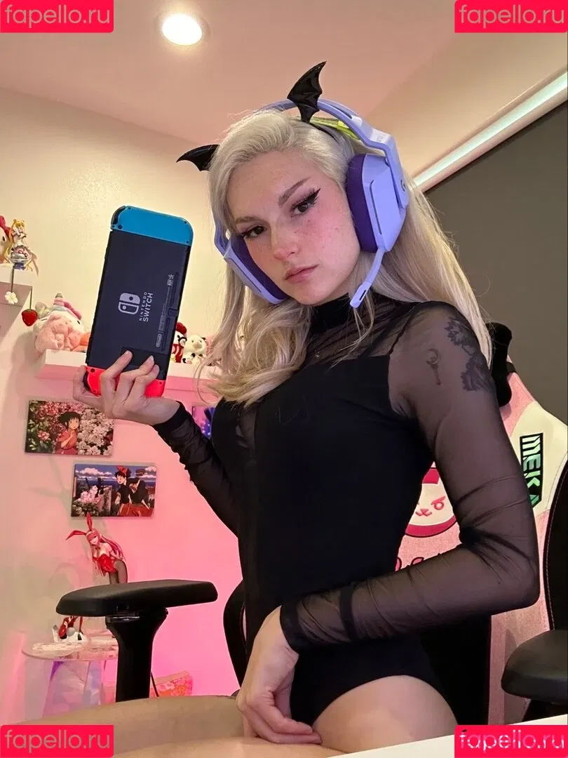 Busy B ASMR Onlyfans Photo Gallery 