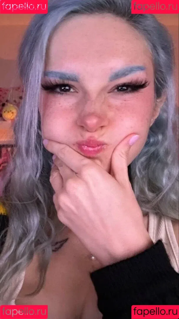 Busy B ASMR Onlyfans Photo Gallery 