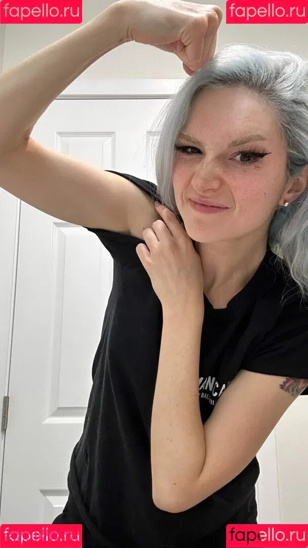 Busy B ASMR Onlyfans Photo Gallery 