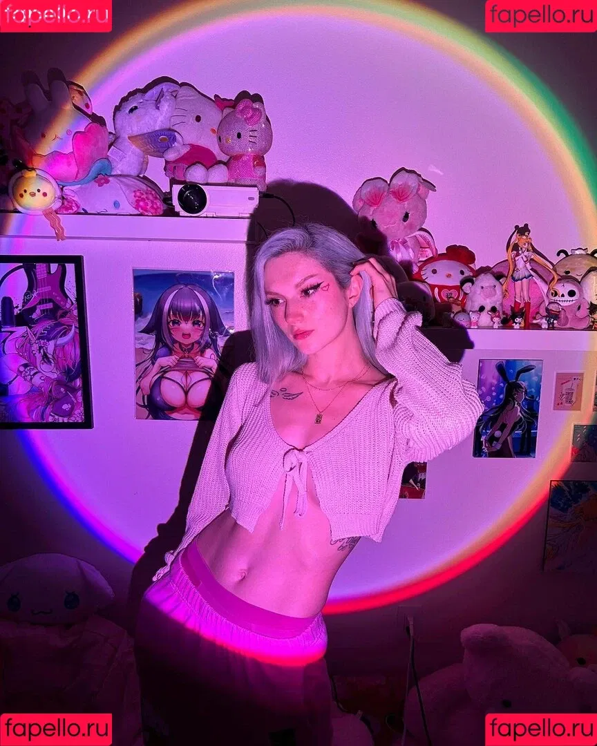 Busy B ASMR Onlyfans Photo Gallery 