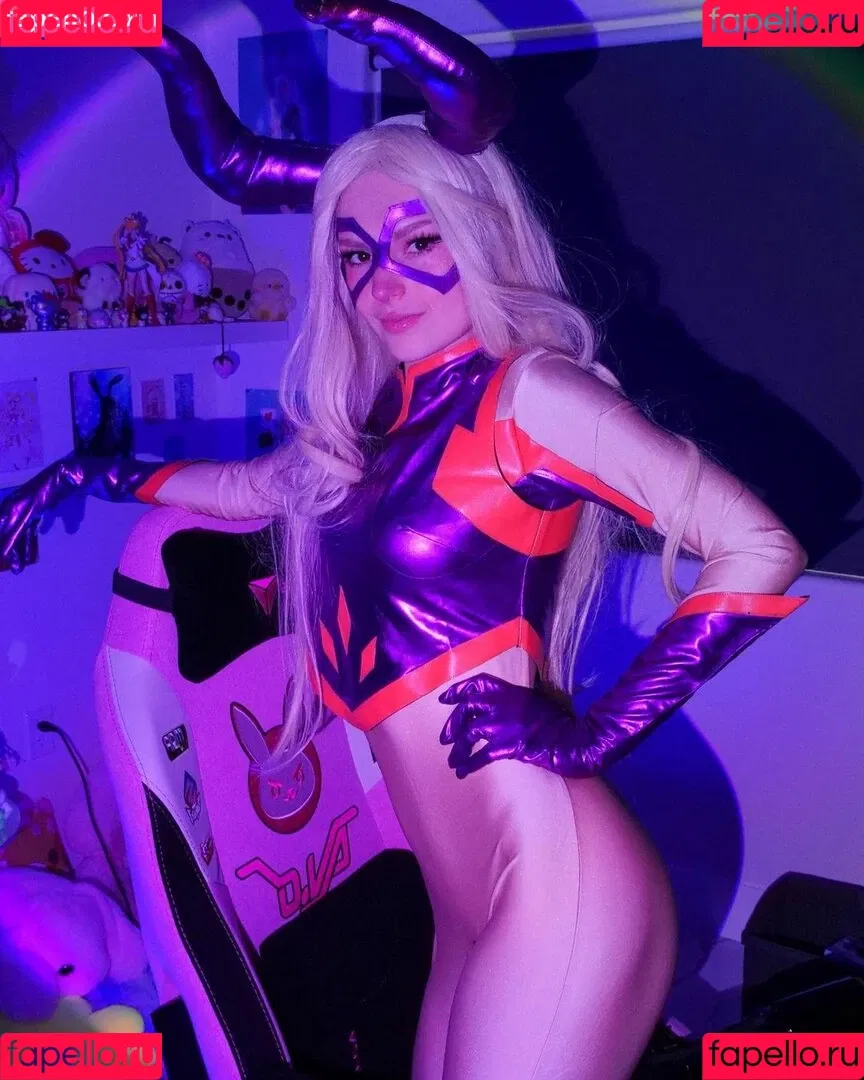 Busy B ASMR Onlyfans Photo Gallery 
