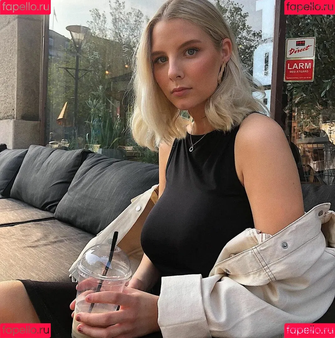 Stina Onlyfans Photo Gallery 