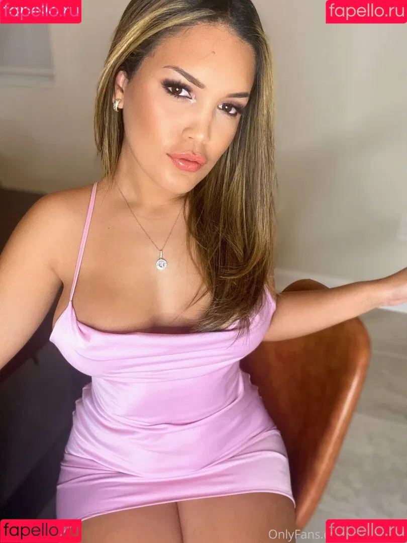Alinabelle Onlyfans Photo Gallery 
