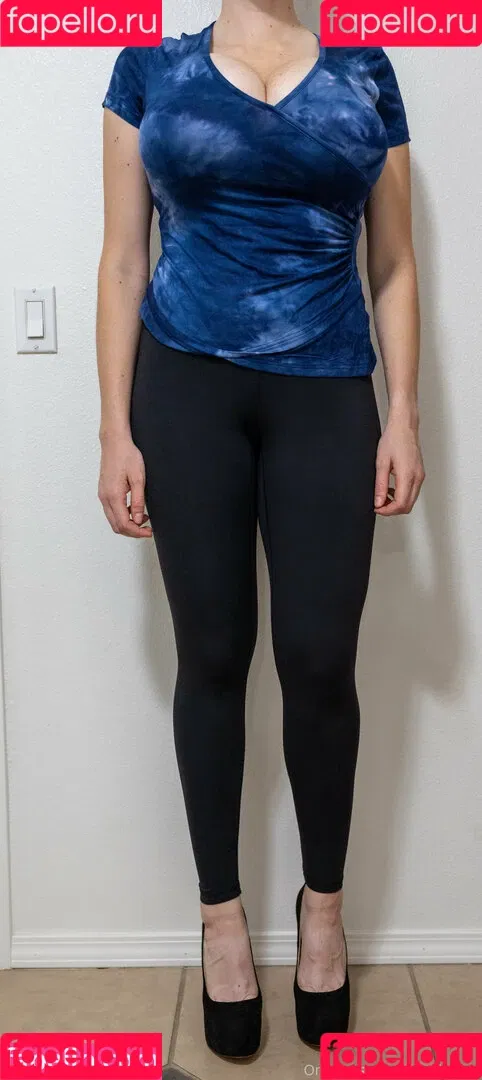 danidoreen Onlyfans Photo Gallery 
