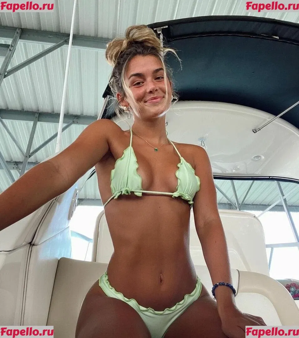 Schlenker Sisters Onlyfans Photo Gallery 