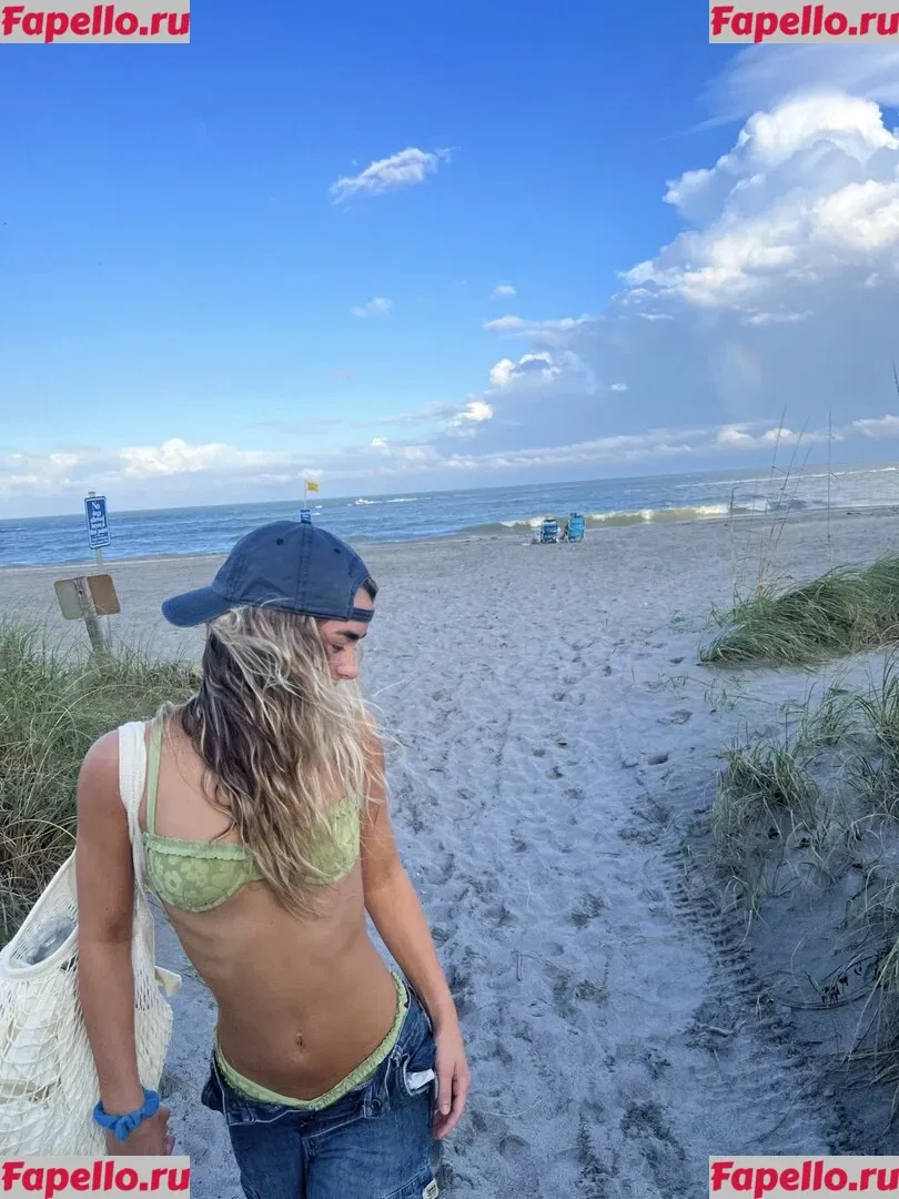 Schlenker Sisters Onlyfans Photo Gallery 