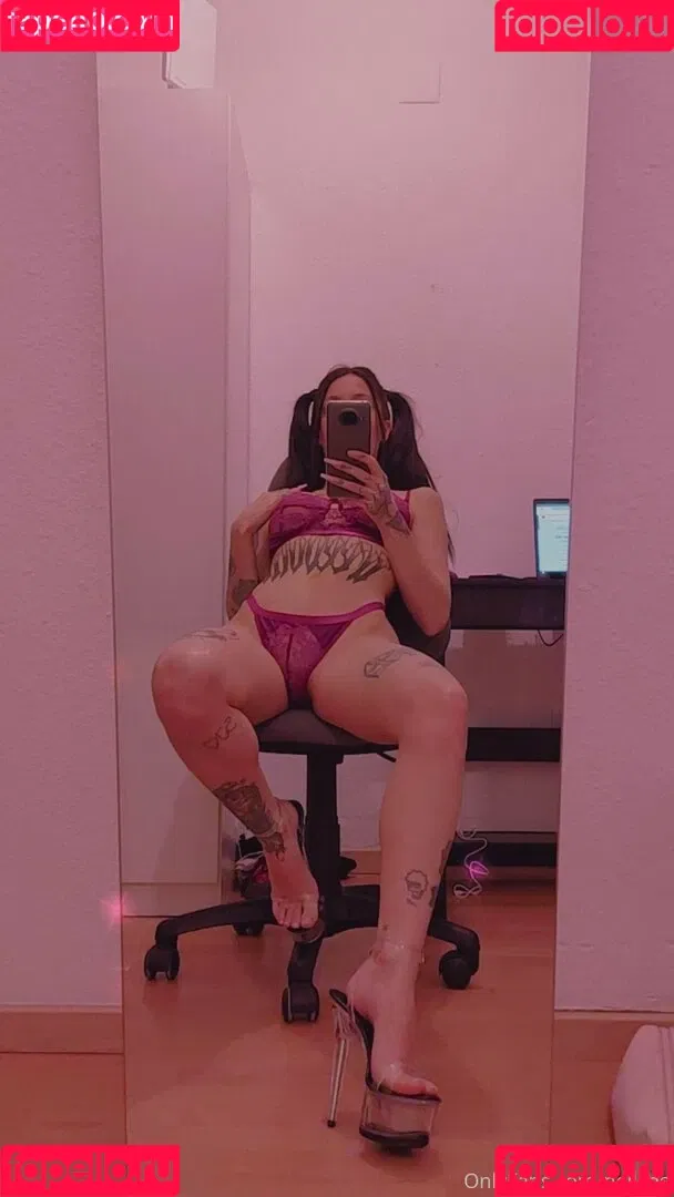 kiarabennet Onlyfans Photo Gallery 