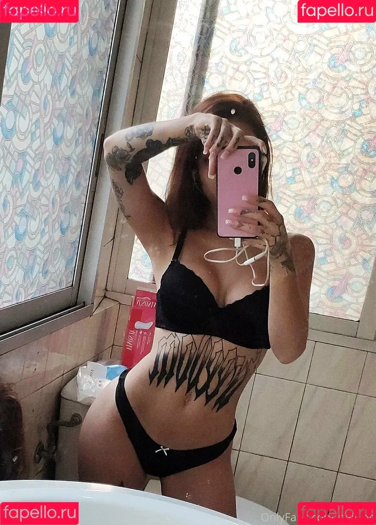 kiarabennet Onlyfans Photo Gallery 