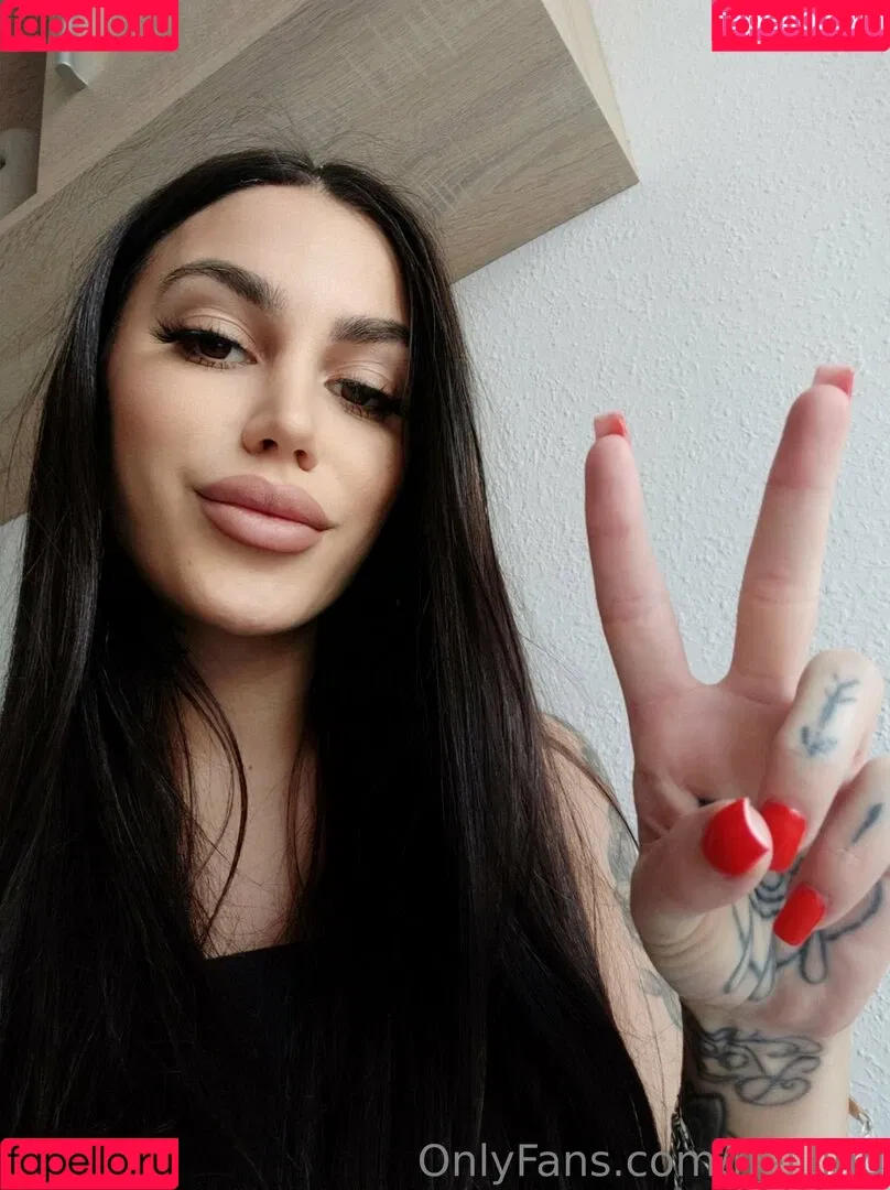 kiarabennet Onlyfans Photo Gallery 