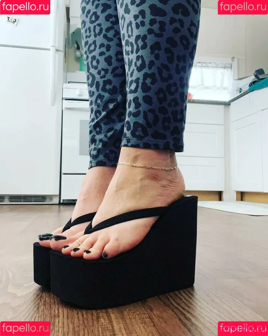 Dani Lee Onlyfans Photo Gallery 