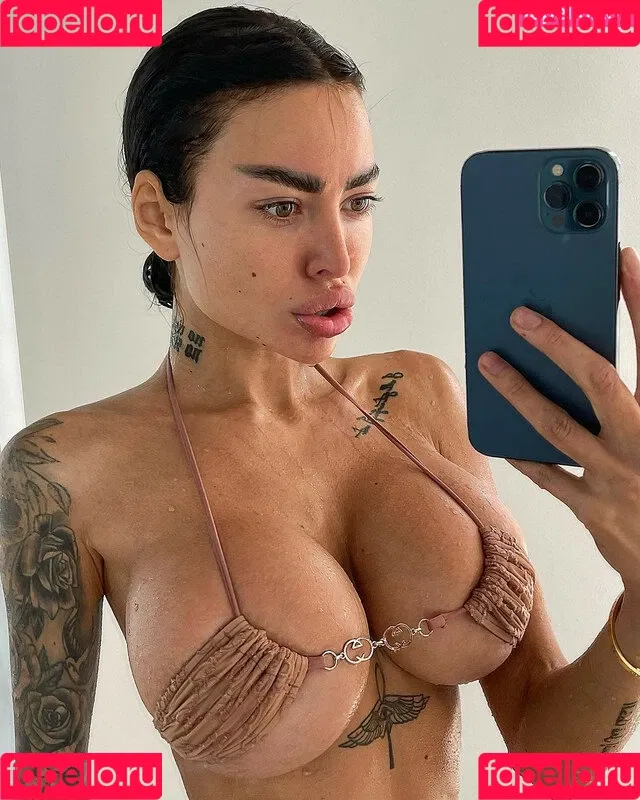 Alena Omovych Onlyfans Photo Gallery 