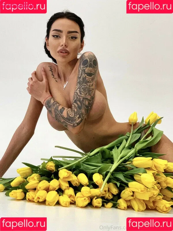 Alena Omovych Onlyfans Photo Gallery 