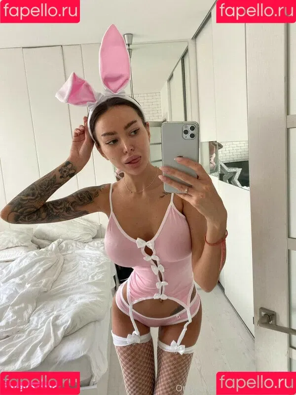 Alena Omovych Onlyfans Photo Gallery 