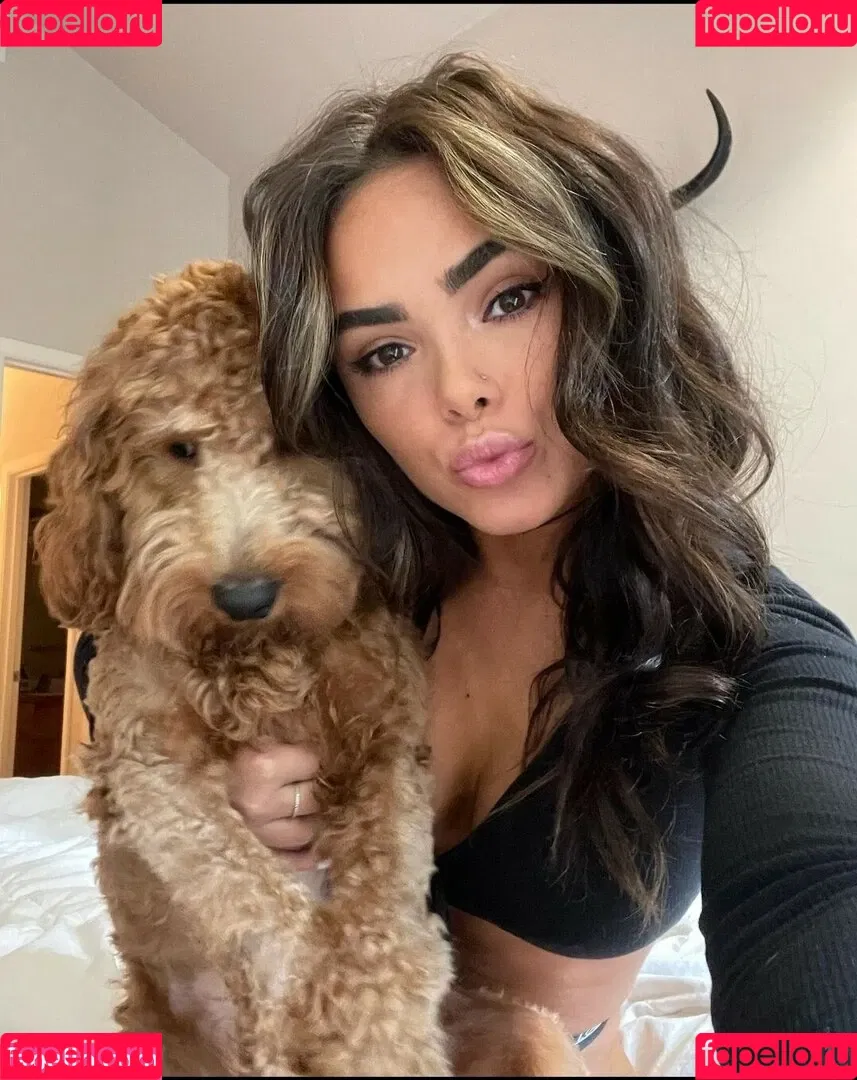 Barista Ry Onlyfans Photo Gallery 