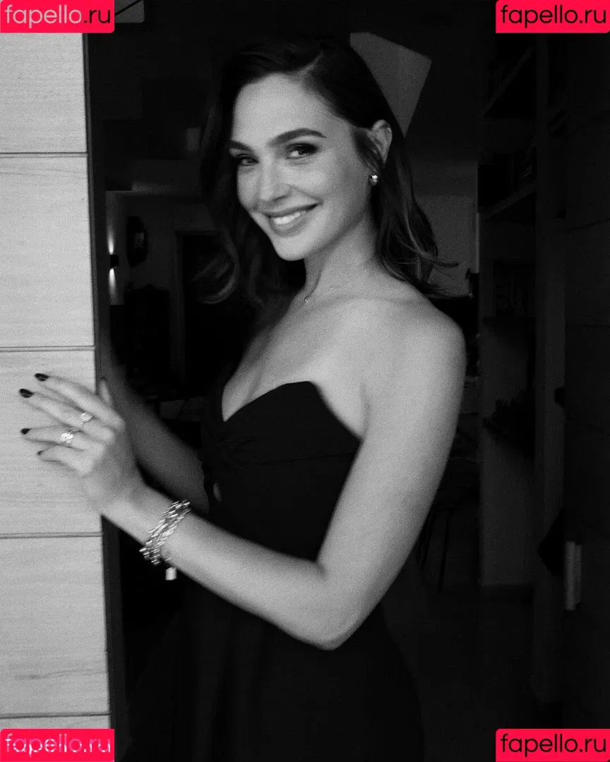 gal_gadot Onlyfans Photo Gallery 