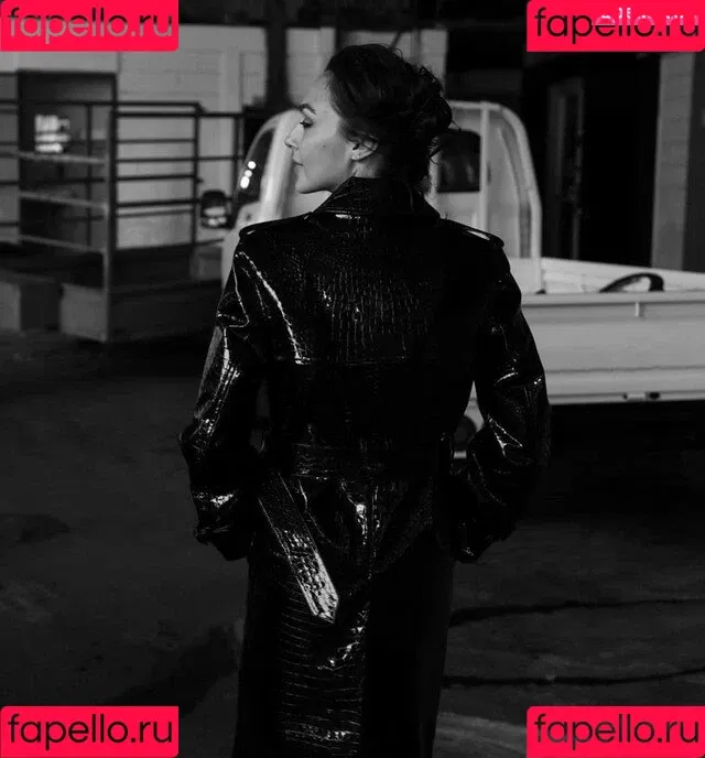 gal_gadot Onlyfans Photo Gallery 